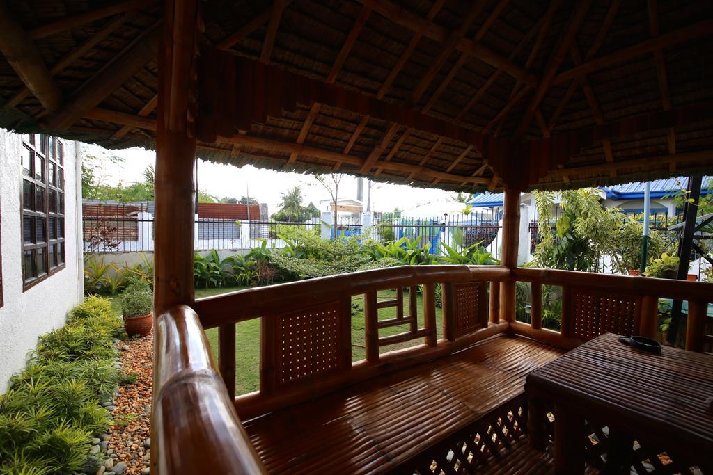 Dee Guest House Мактан Экстерьер фото