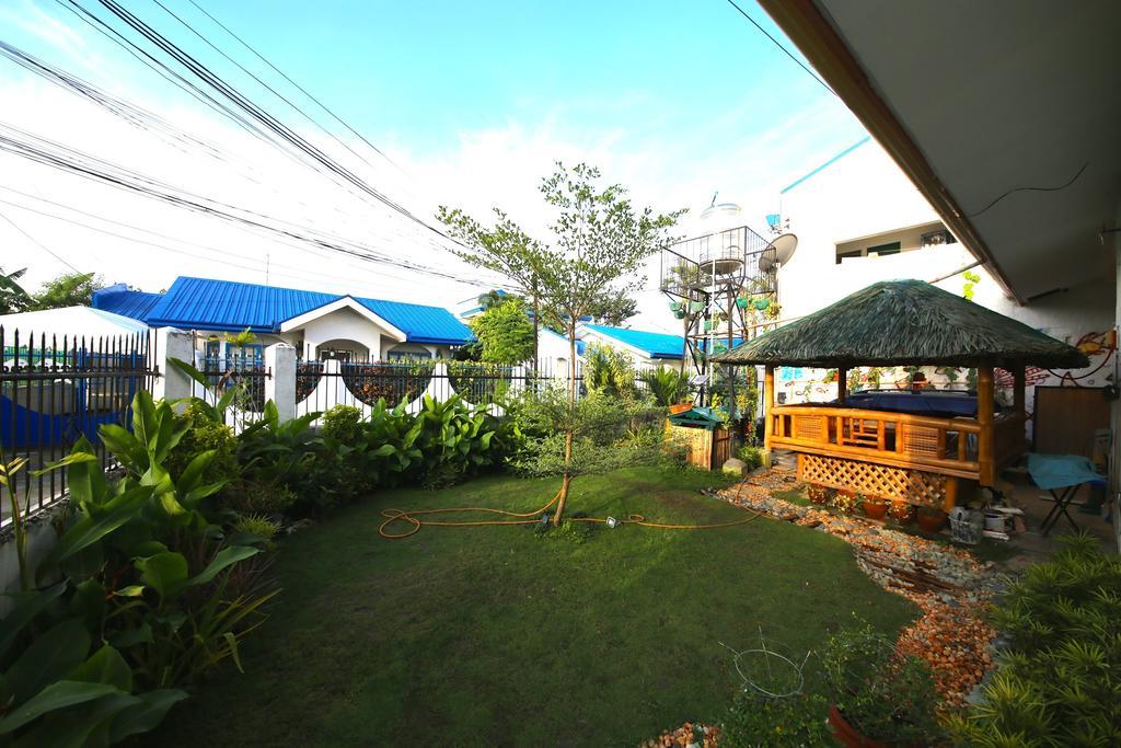 Dee Guest House Мактан Экстерьер фото