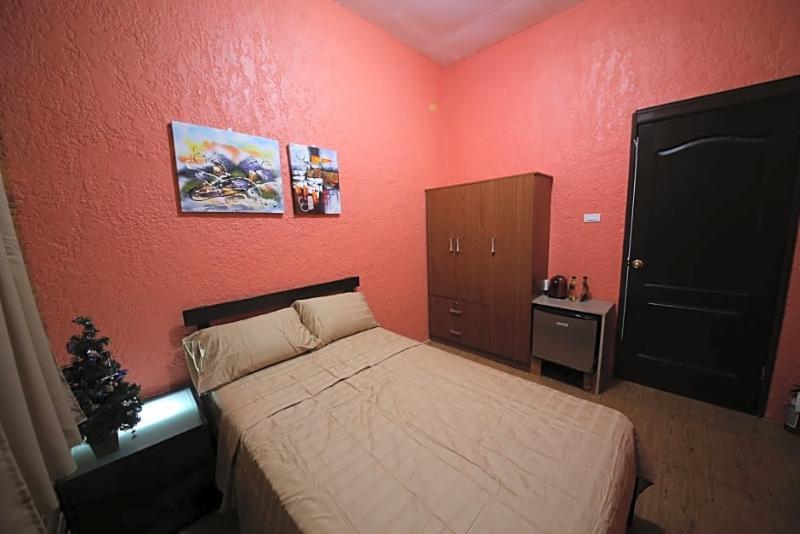 Dee Guest House Мактан Экстерьер фото